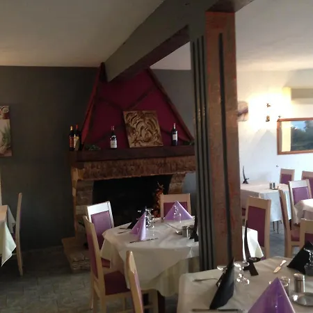 Acquella Inn *