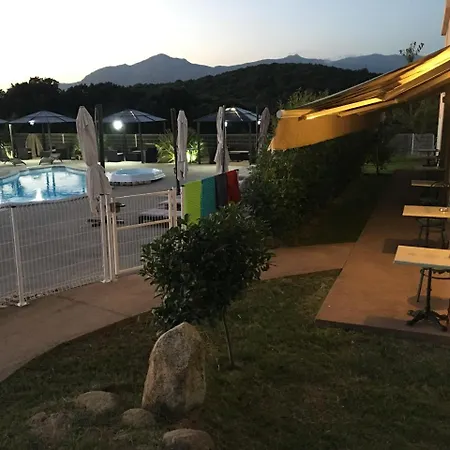 Acquella Inn *