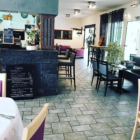 Inn Acquella *
